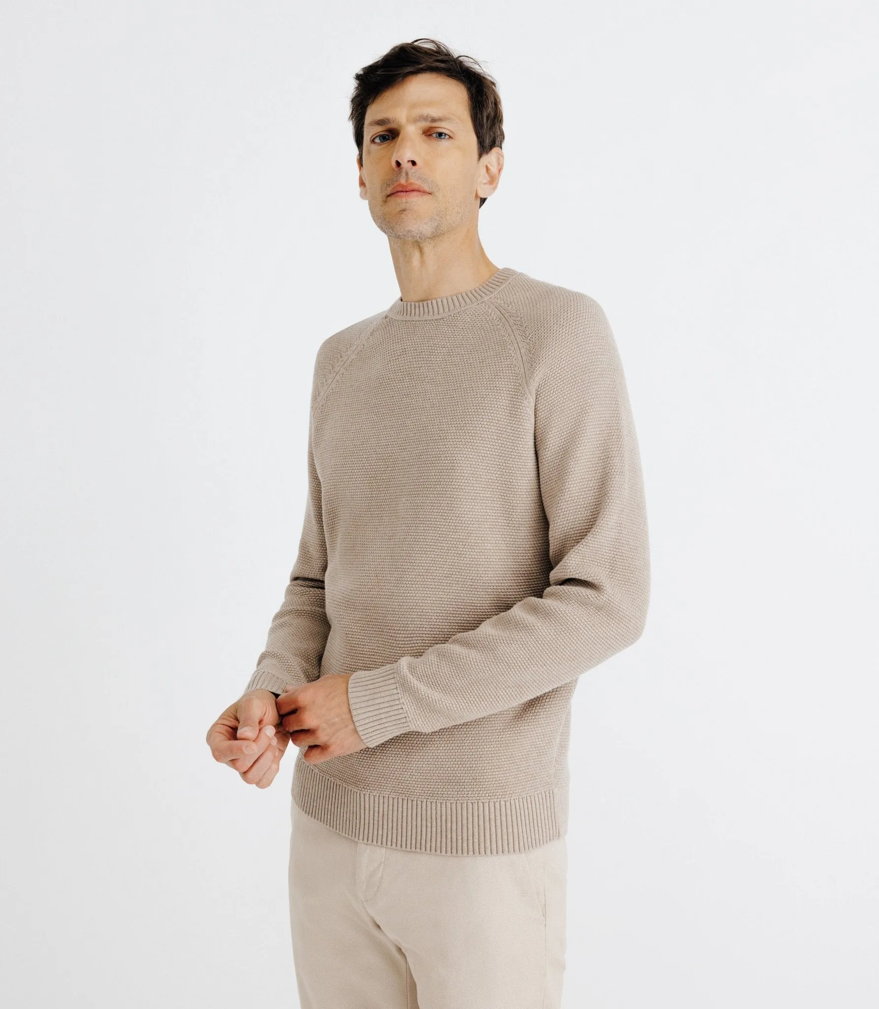 Pull col rond jeux de point beige